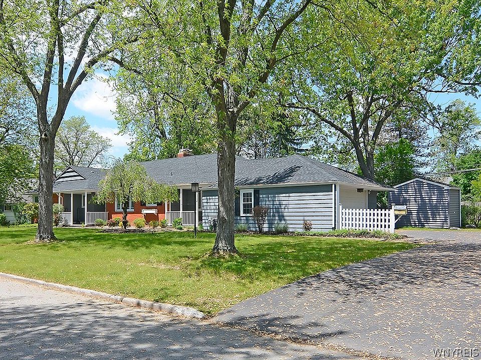 1st image of 55 Loch Lee St
