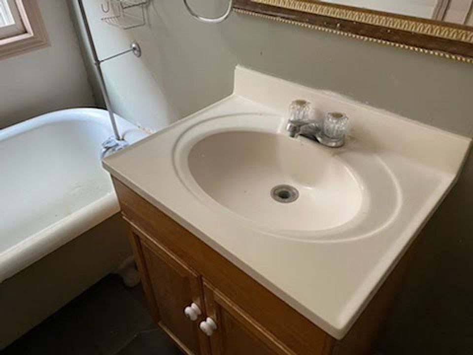 1st image of 811-813 S 31st St #811