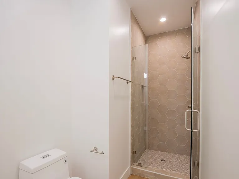 The Coastal Apartments — Photo 13