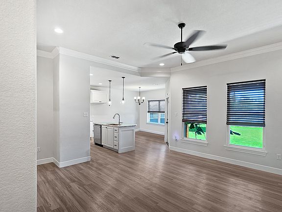 2nd image of 7513 Wildflower Way