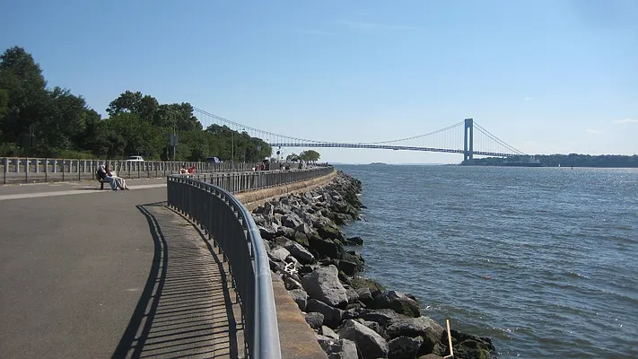 Sold by Calabrese Real Estate | media 41