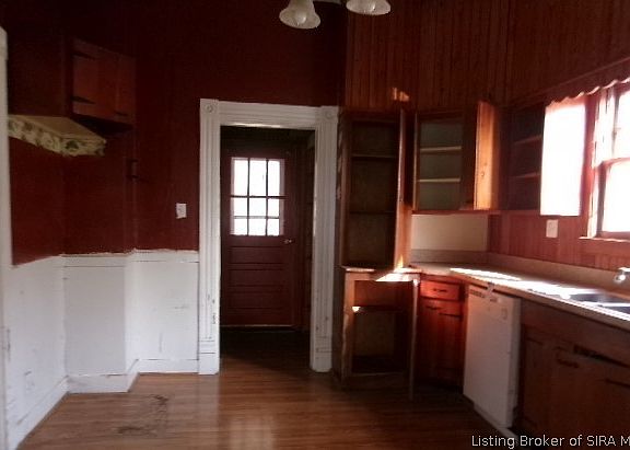 5th image of 1022 Lincoln Avenue