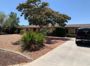 14060 Cronese Rd, Apple Valley, CA 92307