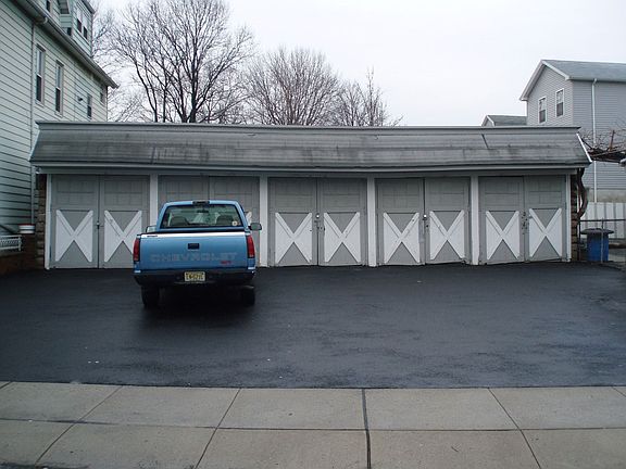 5 Car Garage