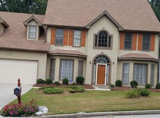 955 Old Greystone Dr, Lithonia, GA 30058