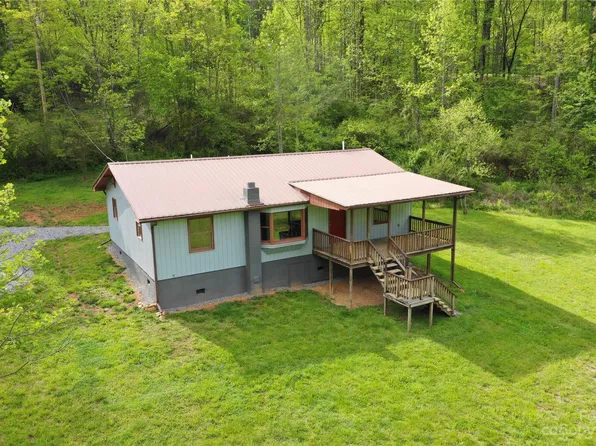 333 Leatherwood Rd, Sylva, NC 28779