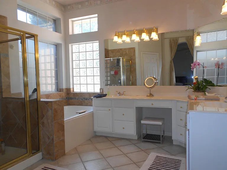 317 Sycamore Dr — Photo 14