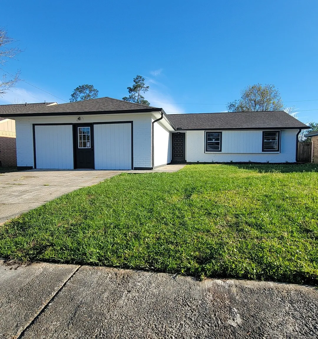 4 bed, 2150 sqft, $1,590 — Photo 3