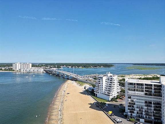 5th image of 3558 Shore Dr APT 902