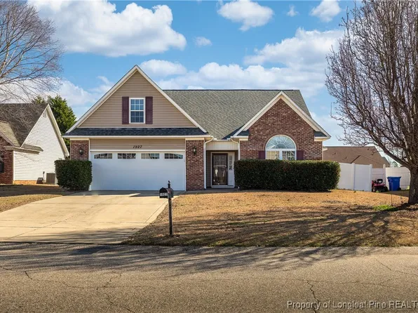 1927 Tinman Dr, Fayetteville, NC 28314