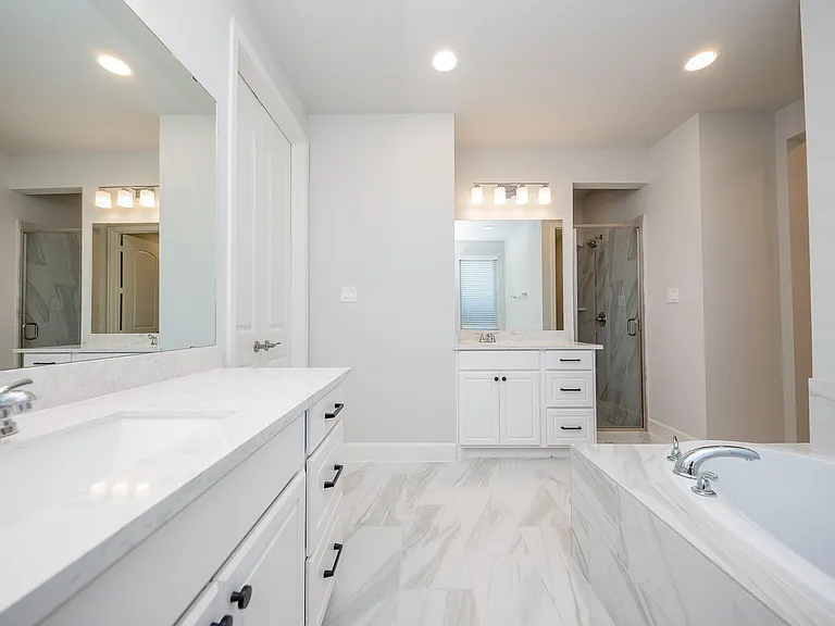 29819 Breezy Pines Loop — Photo 37