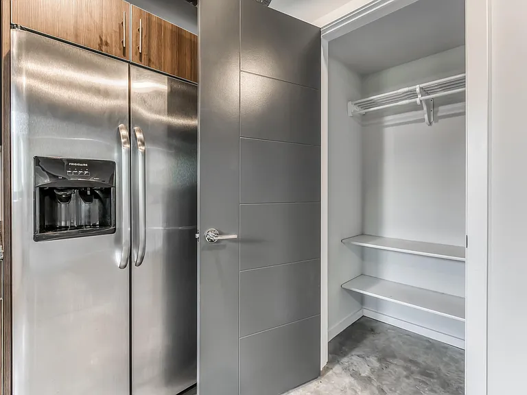 Brown Street Lofts — Photo 15