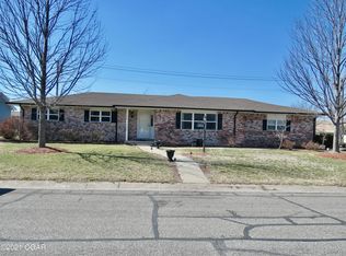 2704 S Minnesota Ave, Joplin, MO 64804