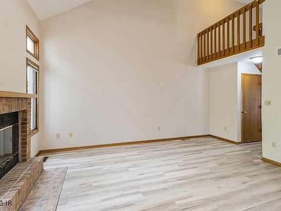 4th image of 3503 Oak Creek Pl