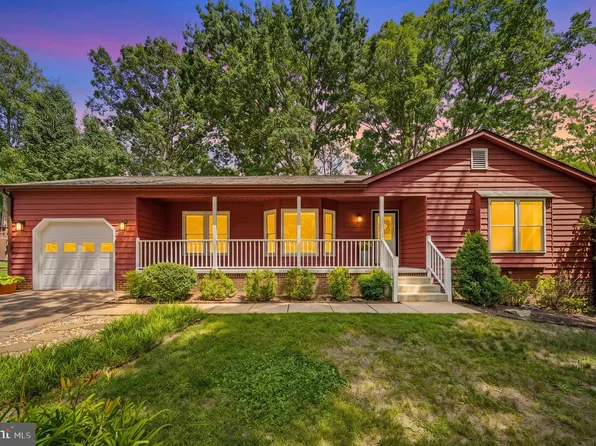 608 Pleasants Dr, Fredericksburg, VA 22407
