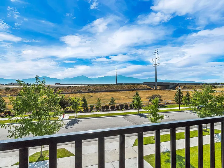 8136 S 5910 W — Photo 26