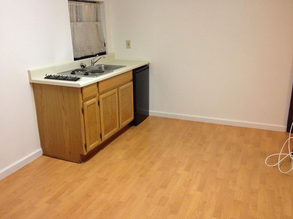2nd image of 858 42nd Ave #A