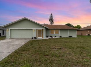 132 SE 25th Ter, Cape Coral, FL 33904