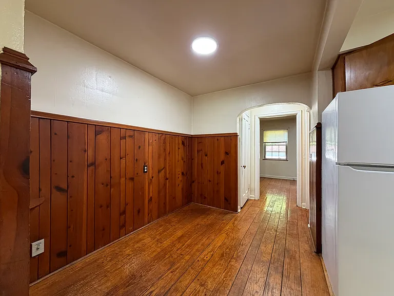 239 Parkway Ave #1 — Photo 10