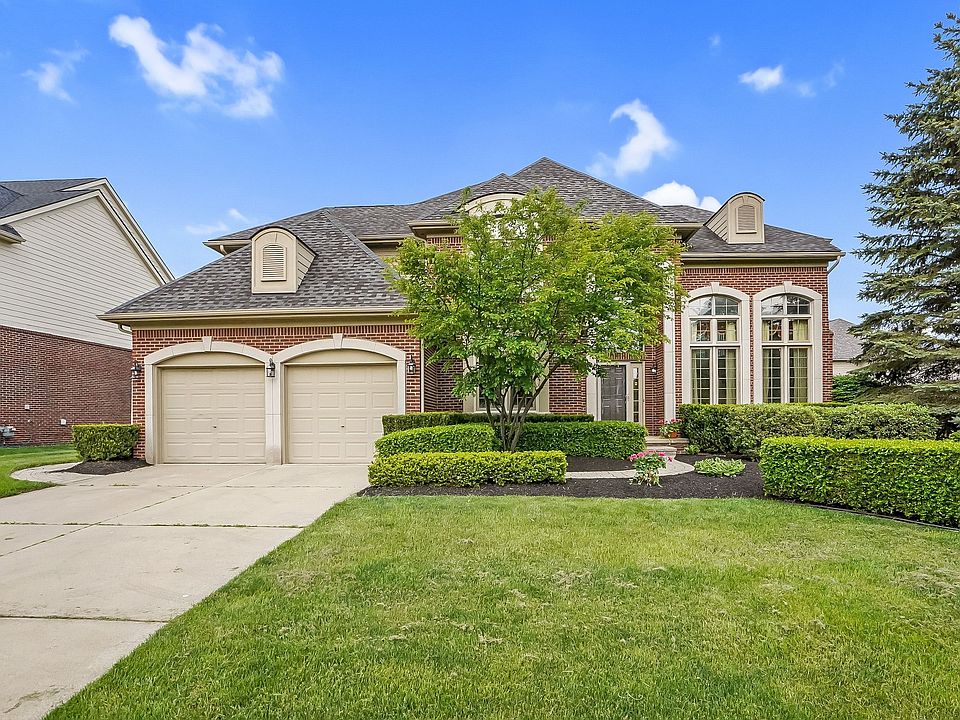 1st image of 24354 Thatcher Dr