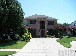 6908 Herman Jared Dr, North Richland Hills, TX 76182