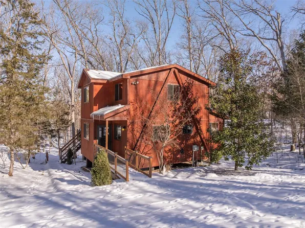 1737 Sonnenblick Dr, Innsbrook, MO 63390
