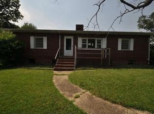 9100 Carswell St, North Chesterfield, VA 23237