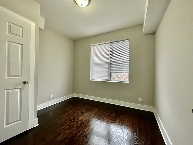 2130 N Sawyer Ave #2E — Photo 14