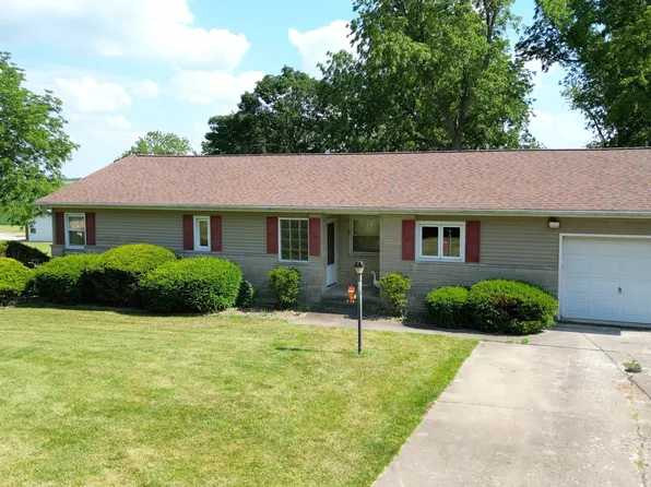 702 High St, Odell, IL 60460