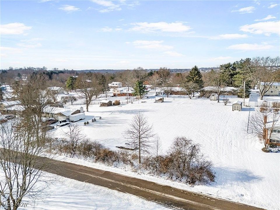 1st image of E Wadora Cir NW