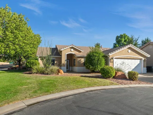 804 W Hopi Ct, Washington, UT 84780