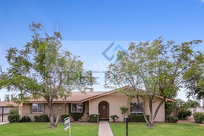 1st image of 9801 N 37th Dr