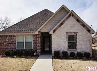 1220 Graham Ave, Tahlequah, OK 74464