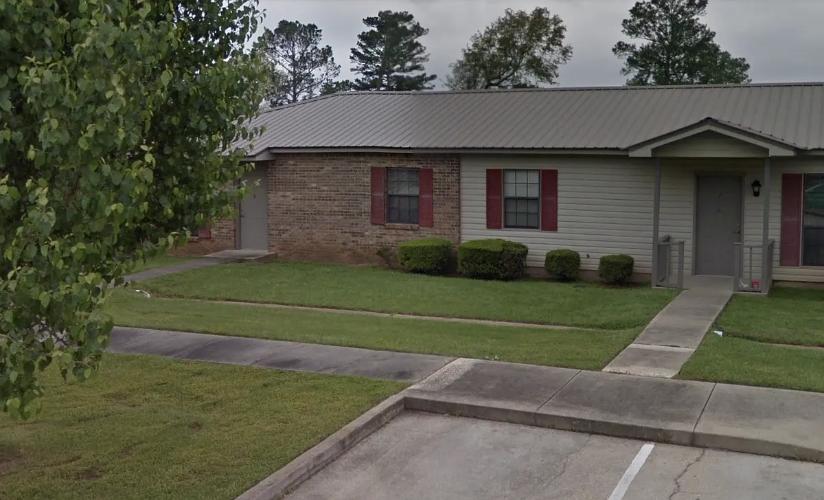 Building Photo - 22271 Highway 69 #A-3