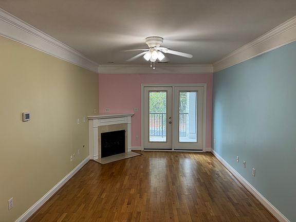 The Rainbow Room -- An homage to Charleston's famed Rainbow Row