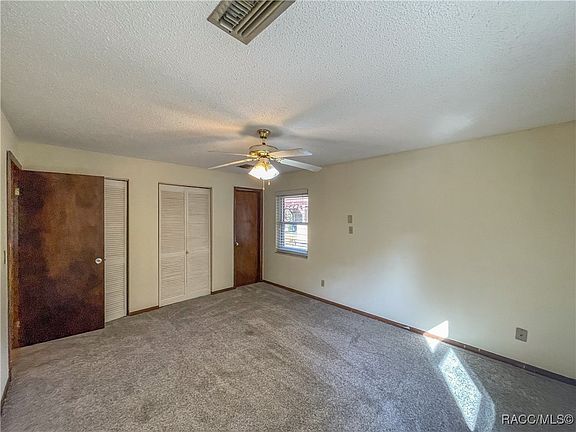 4th image of 2445 N Donovan Ave