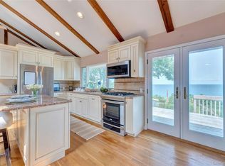 48 Crows Nest Dr, Riverhead, NY 11901