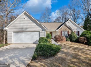 5196 Migration Point, Gainesville, GA 30506
