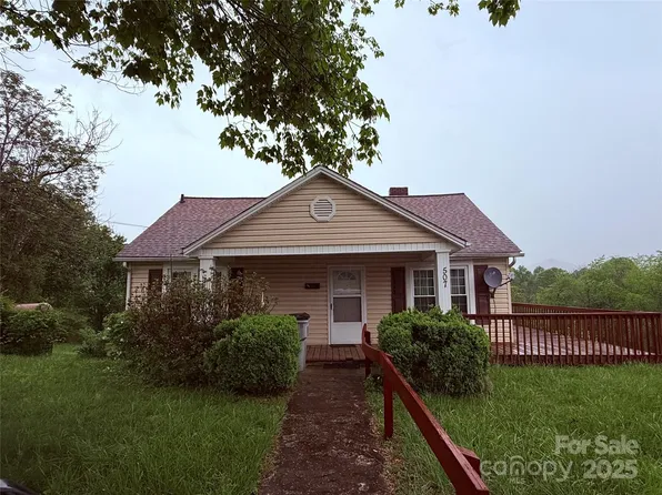 507 Jennings St SW, Lenoir, NC 28645