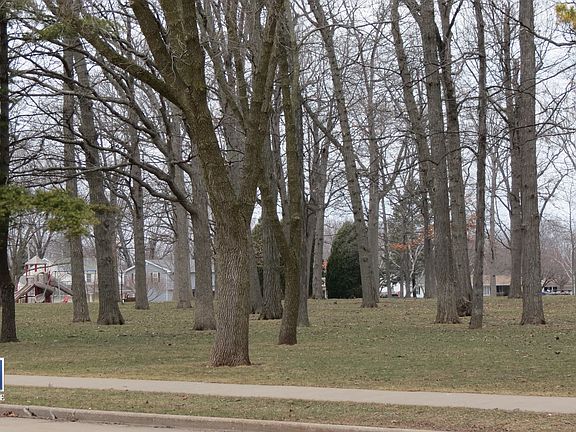 Schaefer Park across the St!
