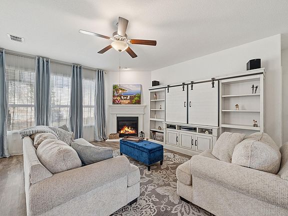 4th image of 702 Puerta Vallarta Ln