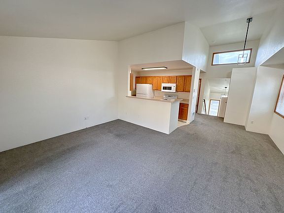 5th image of 5631 N Hills Dr #27c8ed6ea
