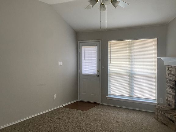 3rd image of 1417 Marena Moore Ct