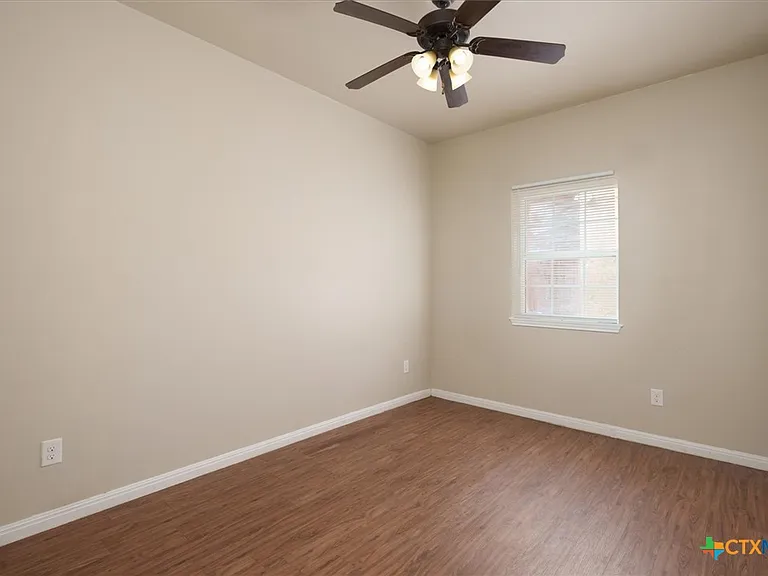 165 S Guadalupe St #214 — Photo 5