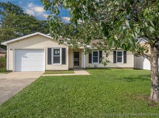 1631 Kara Ct, Fayetteville, NC 28304