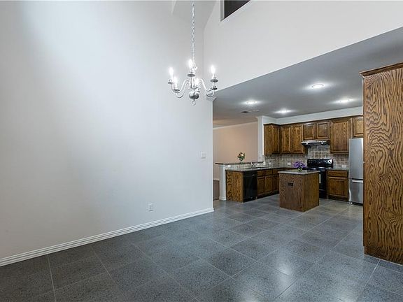 4th image of 2328 Janna Way