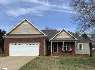 200 Fairway Estates Rd, Greer, SC 29651