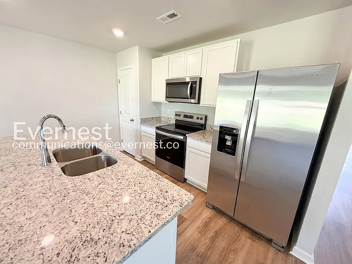18864 Wicklow Cir — Photo 5