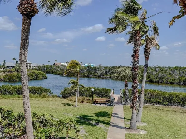 21440 Bay Village Dr APT 122, Fort Myers Beach, FL 33931