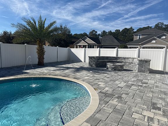 4th image of 14421 Garden Gate Dr